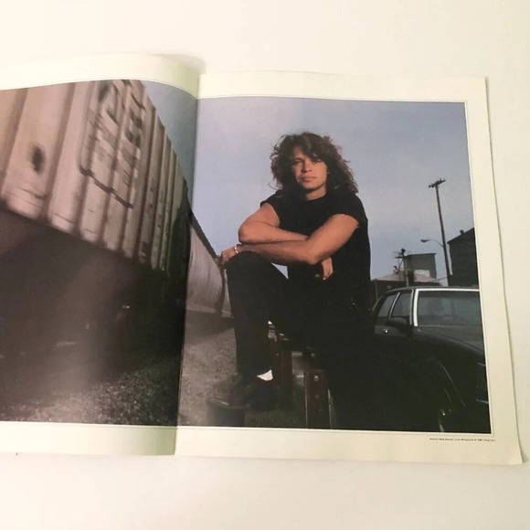 1988 John Cougar Mellencamp Lonesome Jubilee Tour Book Program - Picture 11 of 16